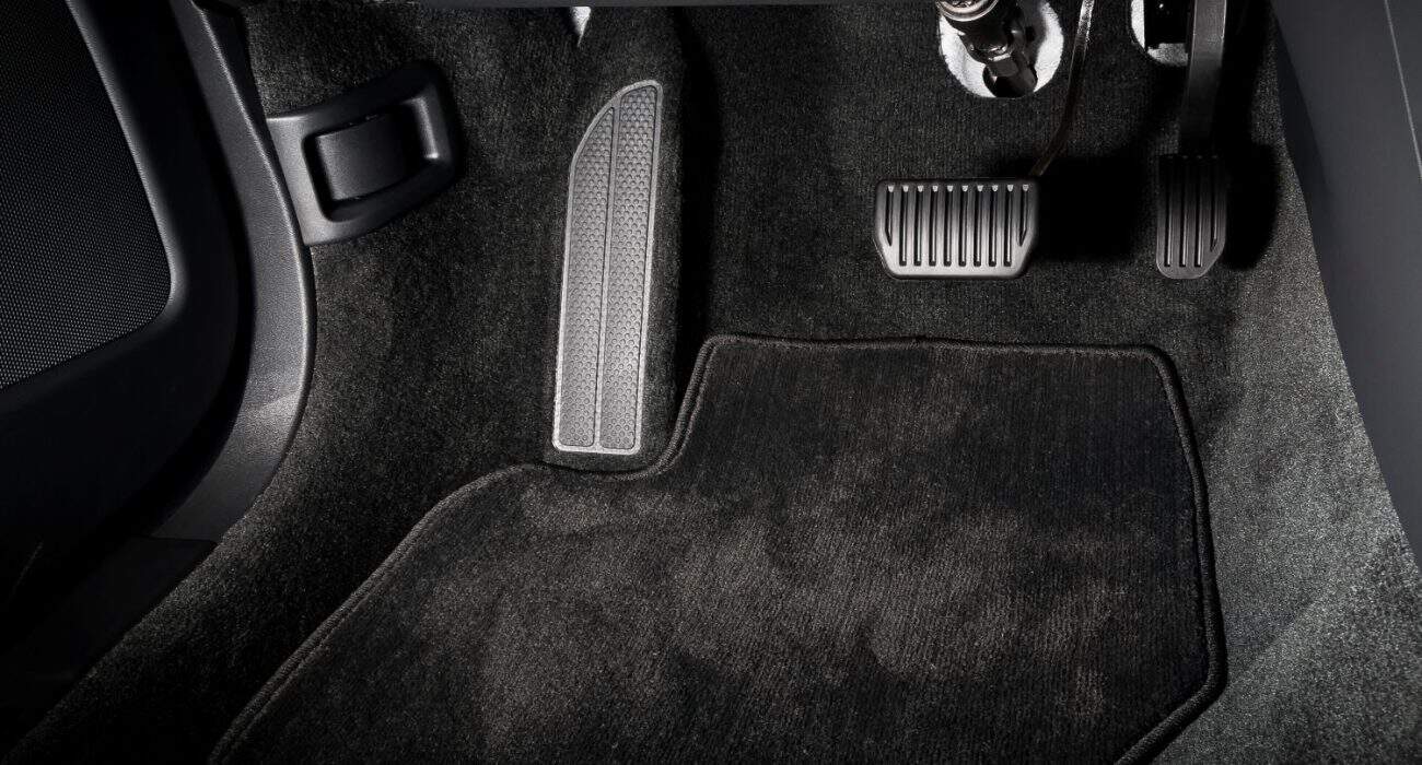 The importance of car floor liner: why your car needs it more than you think ? 